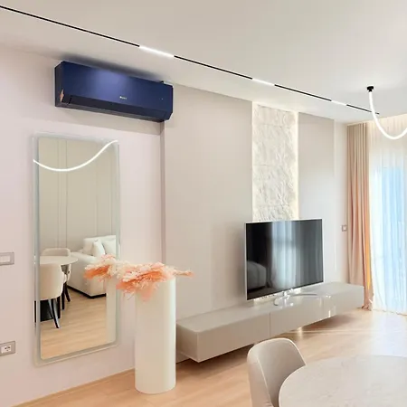 Solix Loft Center Tiran
