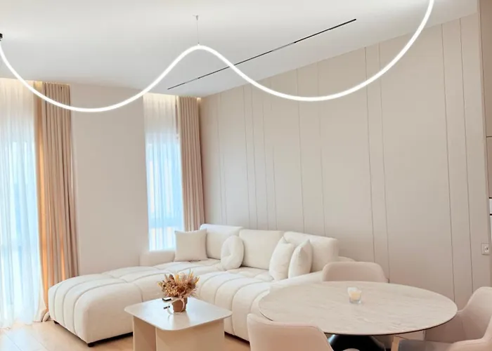 Solix Loft Center 地拉那